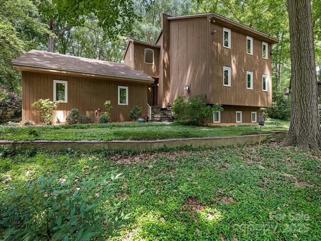 3310 Windbluff Dr, Charlotte, NC 28277 - view of front facade featuring a front lawn