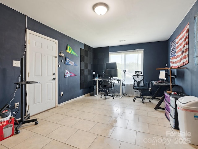 5701 Silver Eagle Dr, Charlotte, NC 28214 - view of tiled office space