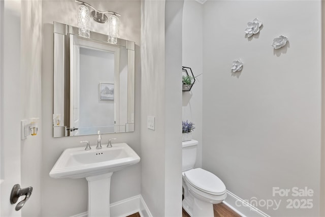920 Terramore Dr, Waxhaw, NC 28173 - half bathroom with toilet and baseboards