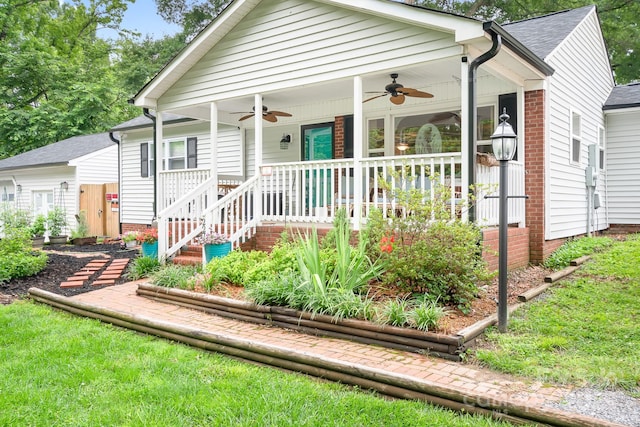 2279 Cedar Oak Cir, Gastonia, NC 28052 - view of front facade with ceiling fan, a porch, and roof with shingles