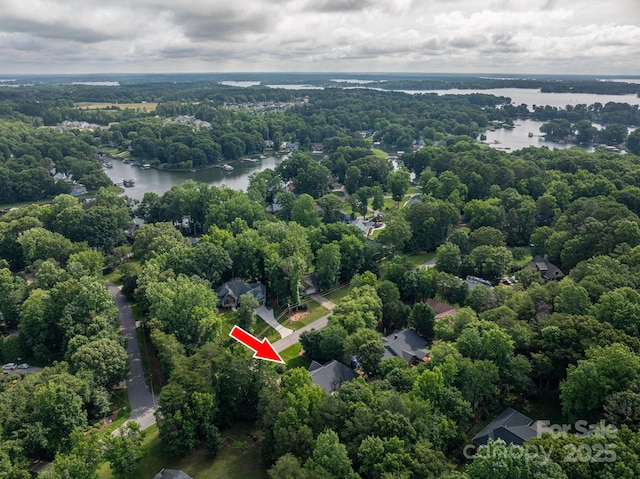 7988 Golf Course Dr N, Denver, NC 28037 - aerial view of property and surrounding area with a nearby body of water