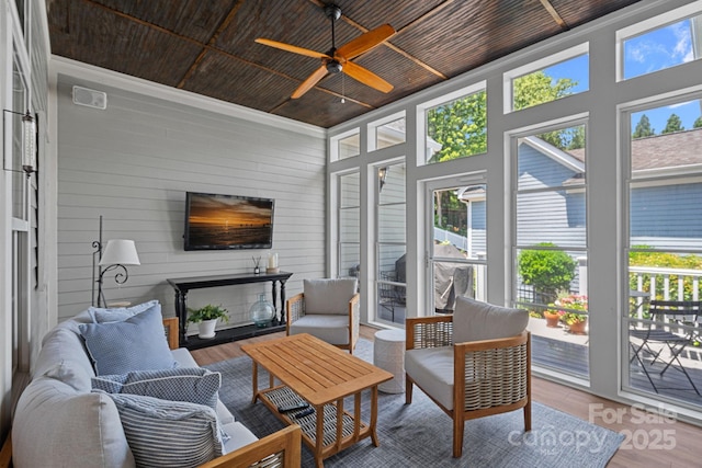 202 Caldwell Ln, Davidson, NC 28036 - sunroom / solarium featuring a ceiling fan and outdoor lounge area