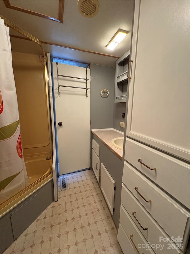 333 Mount View Ln Unit 266B, New London, NC 28127 - full bath with tile patterned floors, vanity, and shower / bath combo