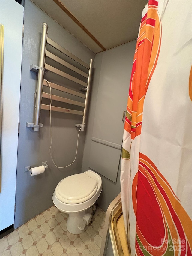 333 Mount View Ln Unit 266B, New London, NC 28127 - full bath featuring tile patterned floors and a shower with shower curtain