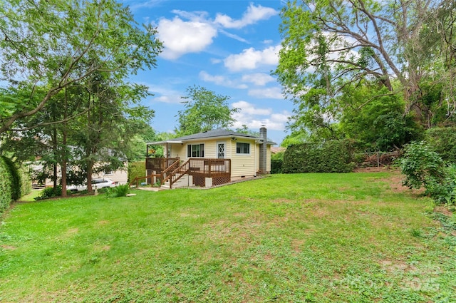 141 Elkwood Ave, Asheville, NC 28804 - view of grassy yard featuring a deck