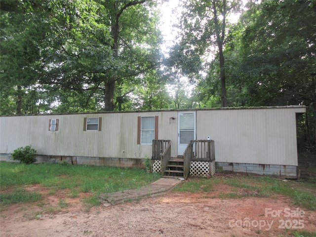 2927 S NC-16 Hwy, Newton, NC 28658 - manufactured / mobile home featuring crawl space