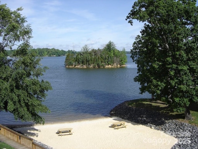 14529 Waterside Dr, Charlotte, NC 28278 - water view