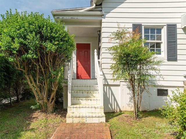 34 Lockhart Rd, Tryon, NC 28782 - view of exterior entry