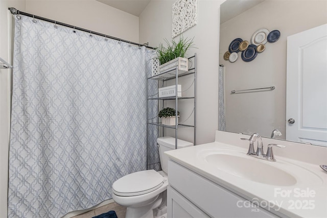 205 Falls Cove Dr, Troutman, NC 28166 - full bathroom with vanity and a shower with curtain