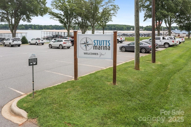 200 Southwood Park Rd, Mooresville, NC 28117 - view of asphalt street