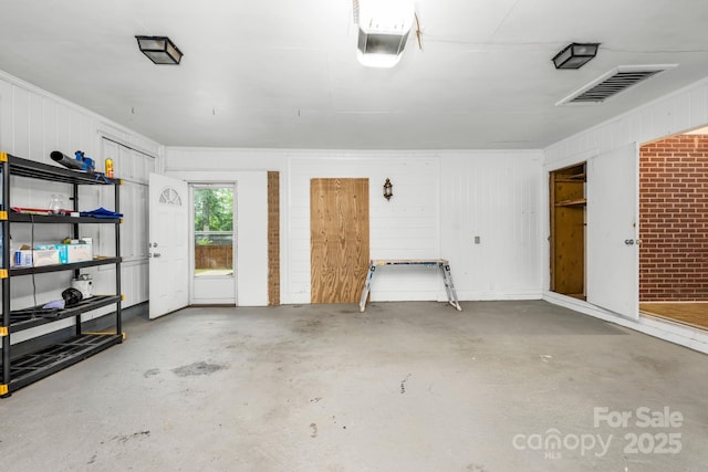 318 W Peeler St, Salisbury, NC 28146 - garage with a garage door opener