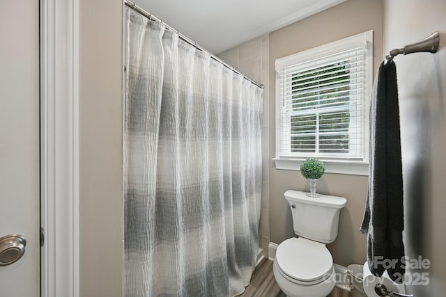 4824 Waxhaw Farms Rd, Waxhaw, NC 28173 - full bathroom featuring curtained shower and wood finished floors