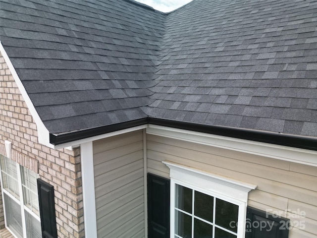 9792 Ravenscroft Ln NW, Concord, NC 28027 - view of side of property featuring a shingled roof