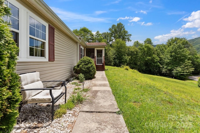 152 Lantana Dr, Sylva, NC 28779 - view of grassy yard