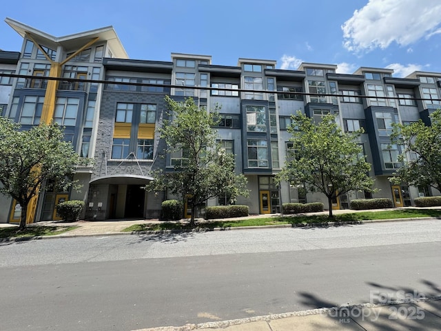 514 W 10th St Unit 403, Charlotte, NC 28202 - photo 1