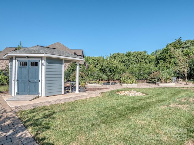 1011 Golden Bell Dr, Waxhaw, NC 28173 - view of green lawn featuring a shed