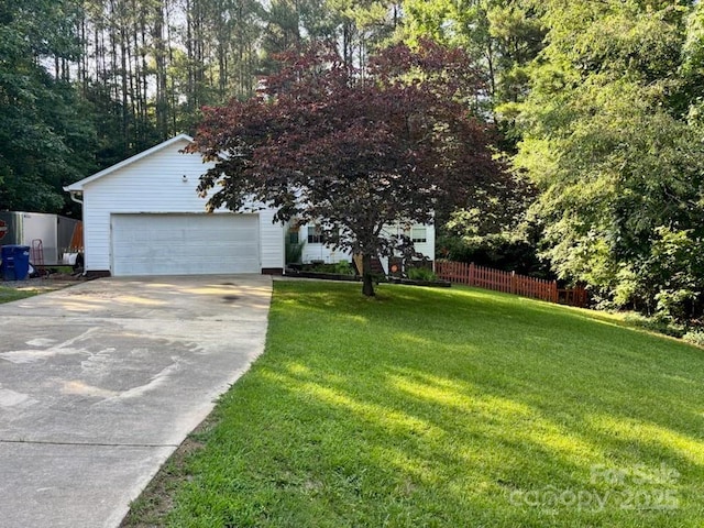 1920 Waldeck Ct, Mount Pleasant, NC 28124 - view of front facade with driveway
