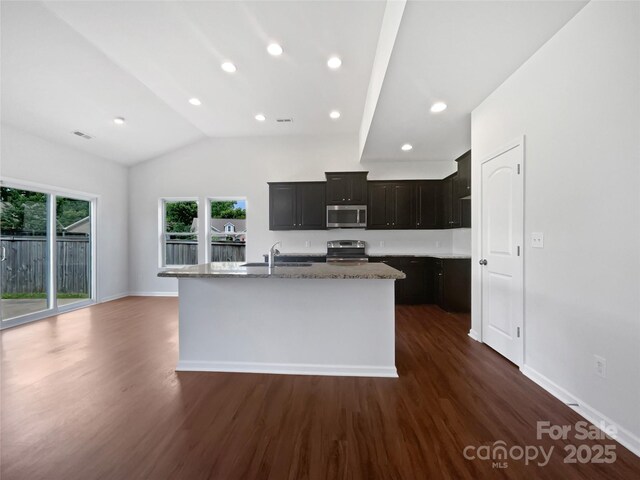 10328 Kempsford Dr, Charlotte, NC 28262 - photo 6