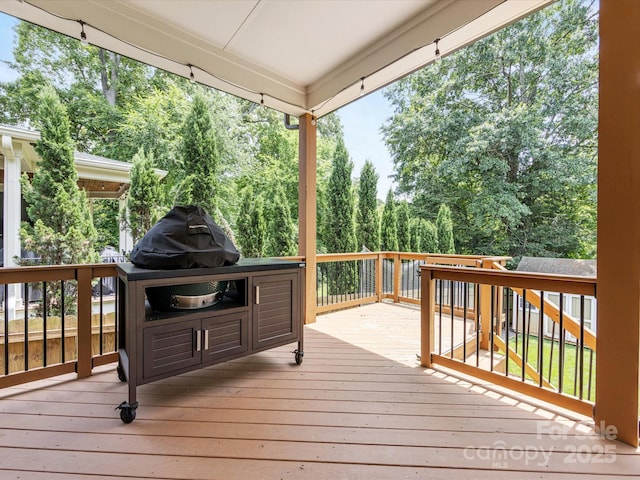 612 Ideal Way, Charlotte, NC 28203 - view of wooden terrace