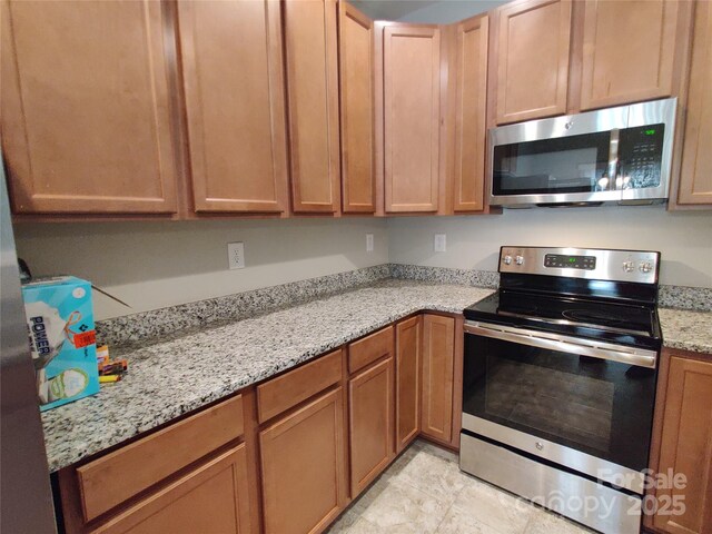 11148 Kanturk Ct, Charlotte, NC 28213 - photo 7