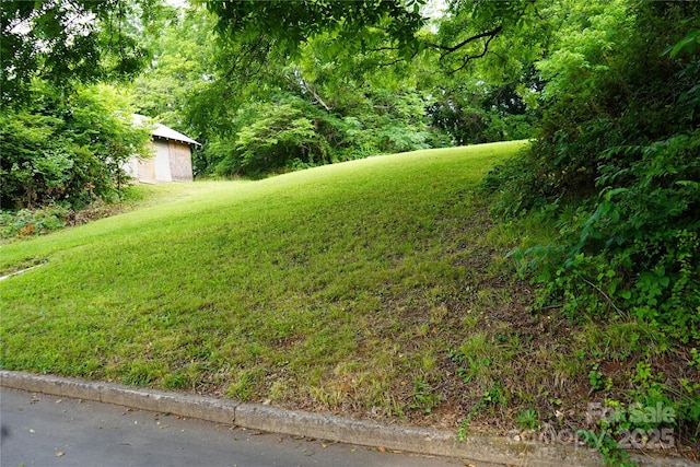 119 8th Ave SE, Hickory, NC 28602