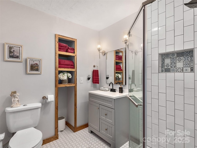 505 Scenic Cir, Waynesville, NC 28786 - full bath featuring a shower stall and vanity