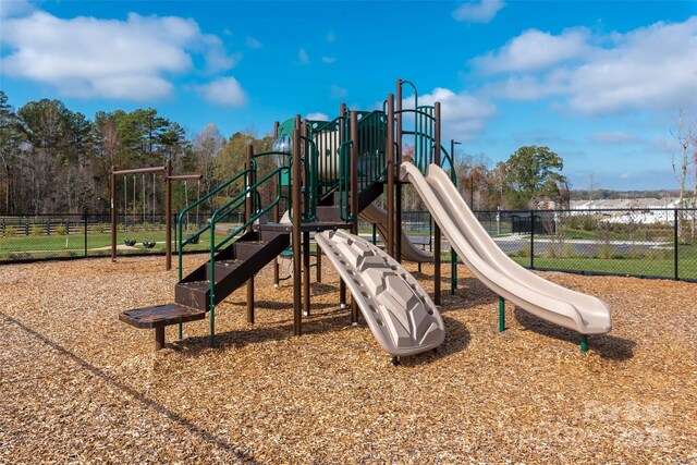 9529 Cotswood Pl, Gastonia, NC 28056 - view of community playground