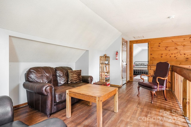 2266 Sugar Mountain Rd, Newland, NC 28657 - living room with wood finished floors and vaulted ceiling