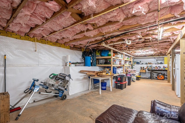 4441 Jim Wise Rd, Lincolnton, NC 28092 - unfinished below grade area featuring freestanding refrigerator