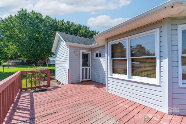 5211 Spring Gln, York, SC 29745 - view of wooden deck
