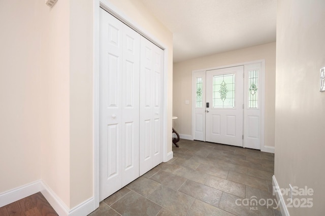 29 Honey Hollow Ln, Fairview, NC 28730 - foyer entrance featuring baseboards