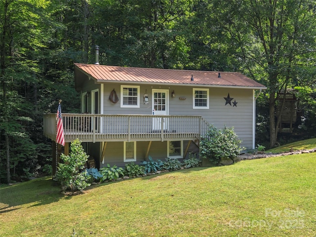 1131 Laurel Branch Rd, Waynesville, NC 28785 - view of front of home with a front lawn, a metal roof, and a porch