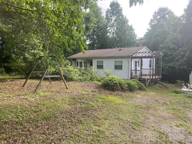 9314 Seymour Ln, Davidson, NC 28036 - rear view of house featuring a pergola and a wooden deck