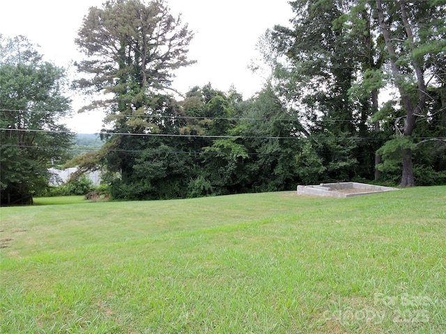 324 Whispering Hills Dr, Hendersonville, NC 28792 - photo 4