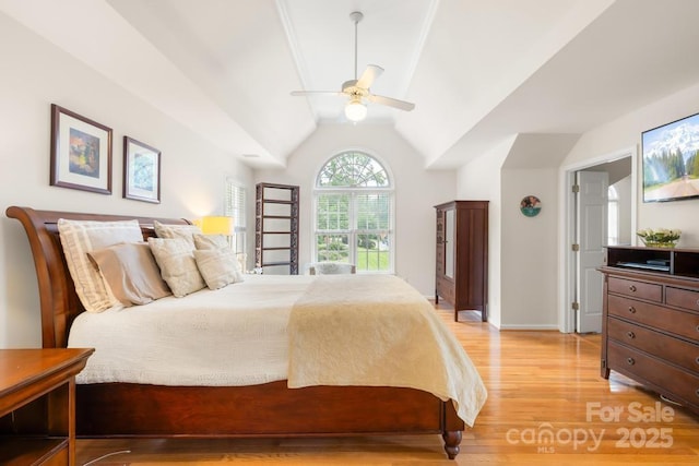 9514 Hayenridge Ct, Huntersville, NC 28078 - bedroom featuring light wood-type flooring, lofted ceiling, and a ceiling fan