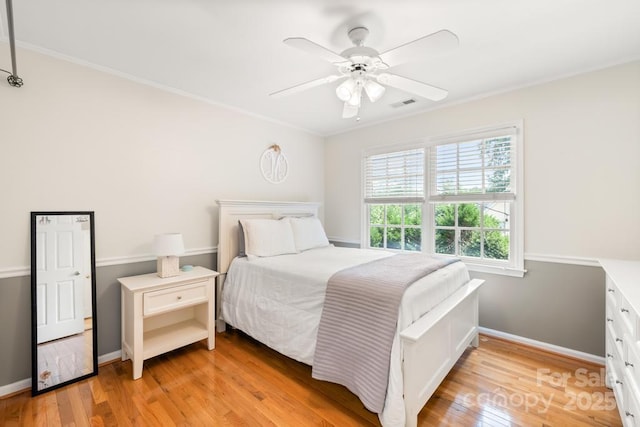 9514 Hayenridge Ct, Huntersville, NC 28078 - bedroom featuring light wood-style floors, crown molding, and ceiling fan