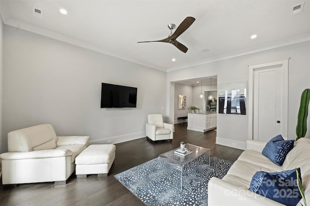 622 Mattie Rose Ln, Charlotte, NC 28204 - living area with crown molding, a ceiling fan, dark wood-style floors, and recessed lighting
