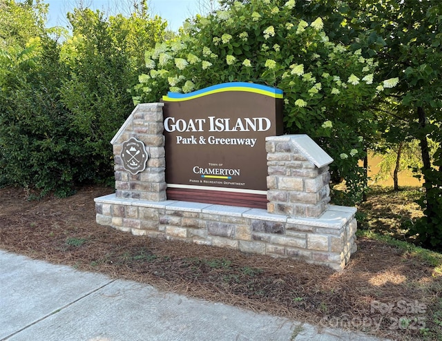 339 Mayflower Ave, Cramerton, NC 28032 - view of community sign