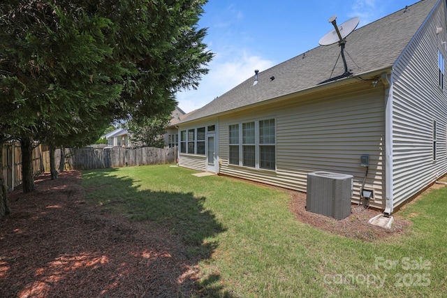 5238 Prosperity View Dr, Charlotte, NC 28269 - rear view of house featuring roof with shingles