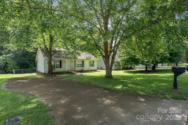 1013 Ashwood Pl, Salisbury, NC 28146 - view of front of property featuring crawl space and a porch