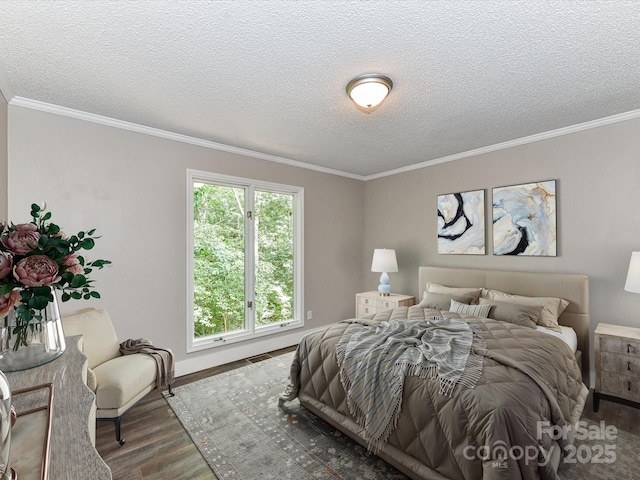 1117 Hidden Brook Ln, Clover, SC 29710 - bedroom featuring wood finished floors, crown molding, and a textured ceiling