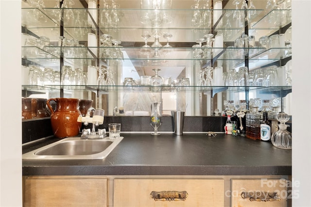 5563 Grace Chapel Rd, Hickory, NC 28601 - view of indoor wet bar