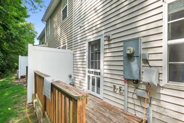 14664 Lions Paw St, Charlotte, NC 28273 - view of wooden deck
