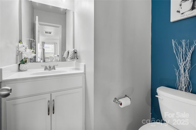 3735 Ernie Dr, Charlotte, NC 28269 - half bath with toilet and vanity