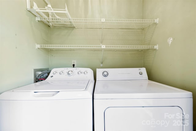 1670 Robins Nest Ct Unit D, Gastonia, NC 28054 - laundry room with washing machine and dryer