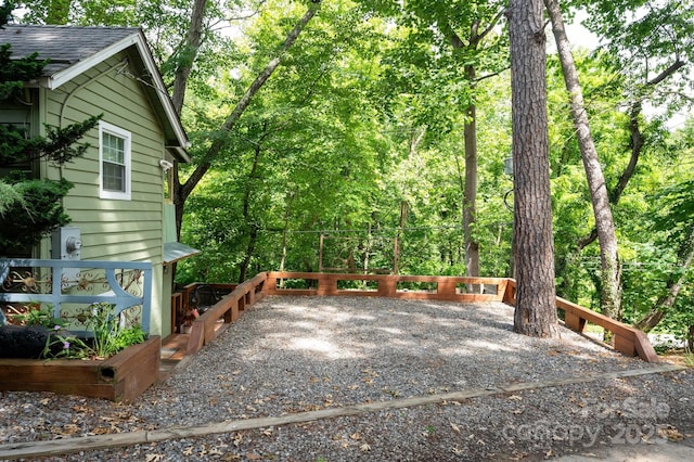 5 Arbutus Rd, Asheville, NC 28805 - view of patio / terrace