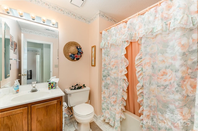 8701 Appaloosa Way Ln, Charlotte, NC 28216 - bathroom with vanity, shower / tub combo, and tile patterned floors