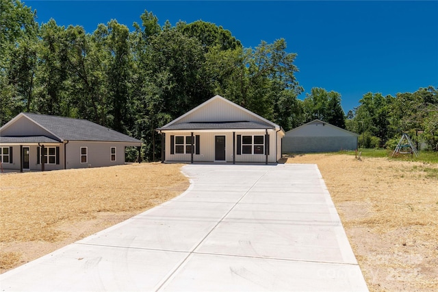 812 Generation Ln, Clover, SC 29710 - modern farmhouse with concrete driveway