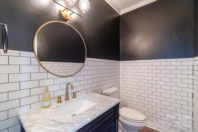 10418 Pullengreen Dr, Charlotte, NC 28277 - bathroom featuring crown molding, tile walls, and vanity