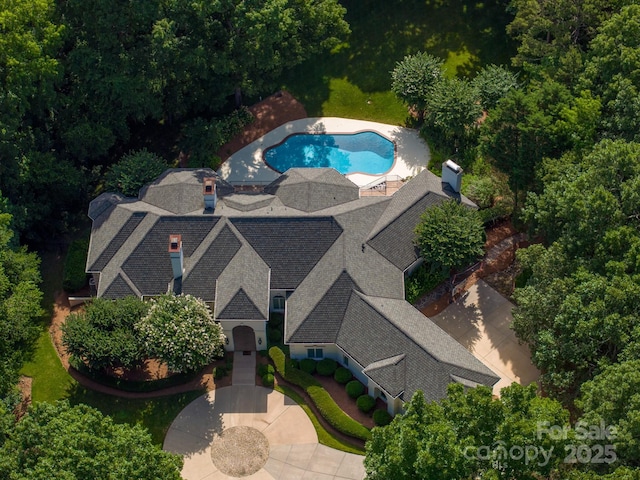 7912 Baltusrol Ln, Charlotte, NC 28210 - view from above of property with a pool area